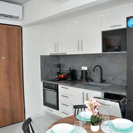 Luxury Sea - 2 Bedrooms - Big Balcony